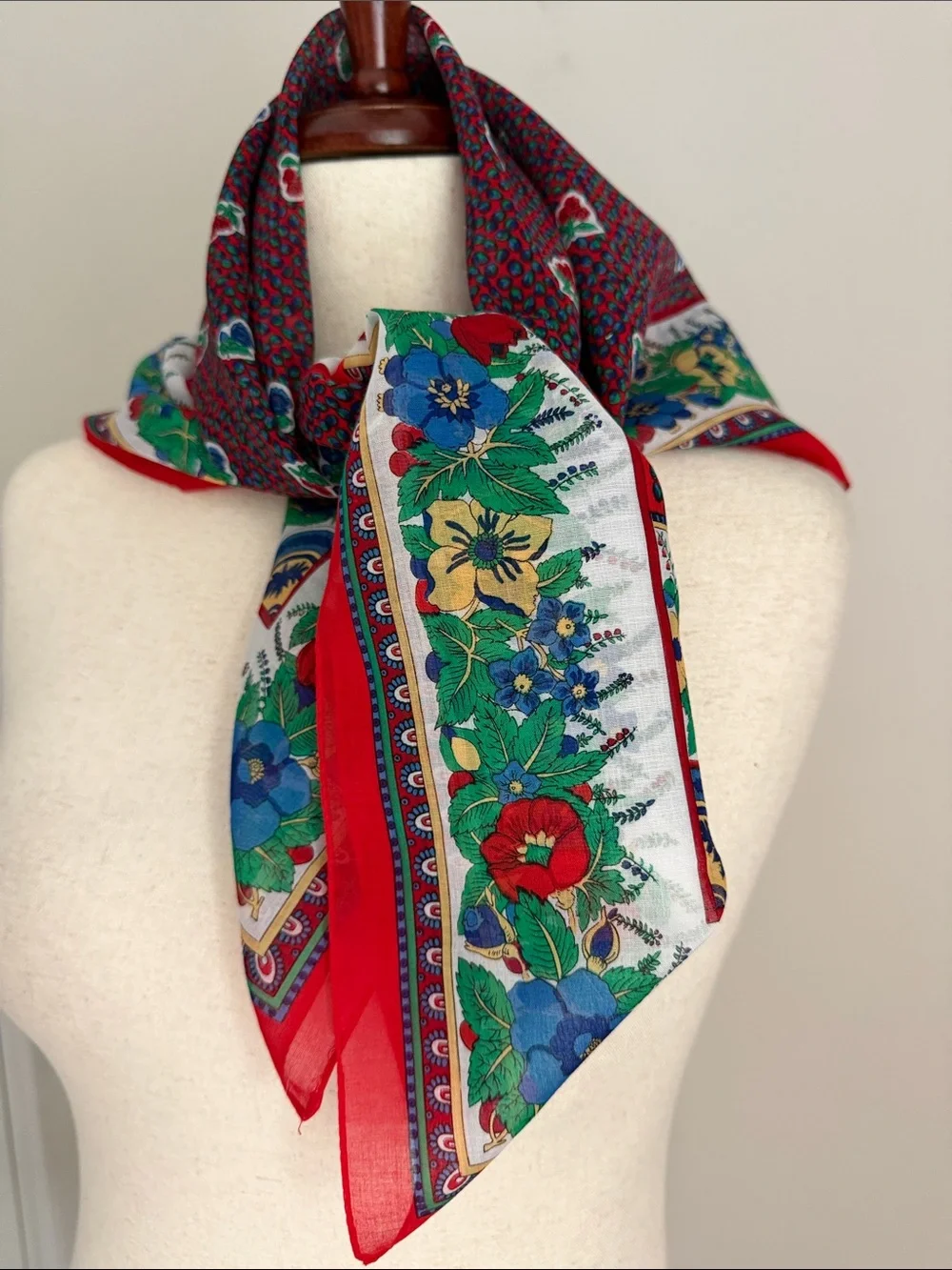 Vintage 1988 Ginnie Johansen Scarf 100% Cotton Made Japan Floral Red Square 33”